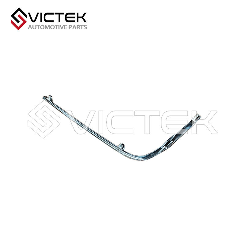 Декоративная крышка задней выхлопной трубы правая SX3-2804514 R