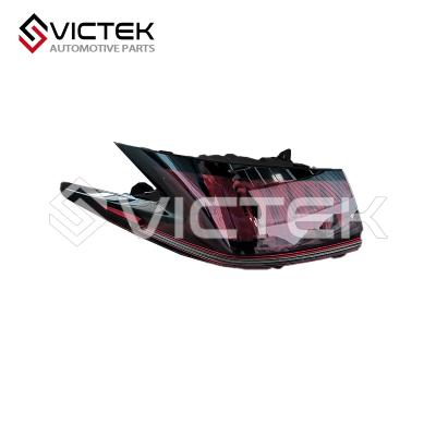 Задний фонарь справа не горит